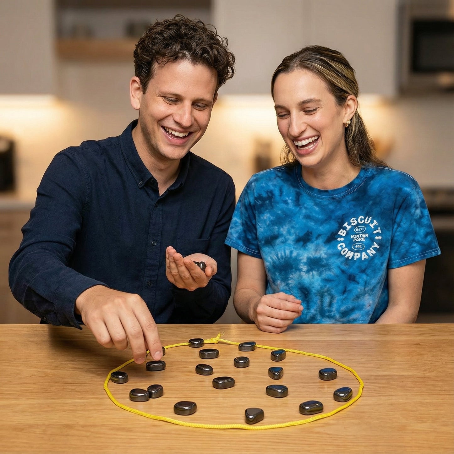 Lunaki | MagnetMeister taktisches Duellspiel